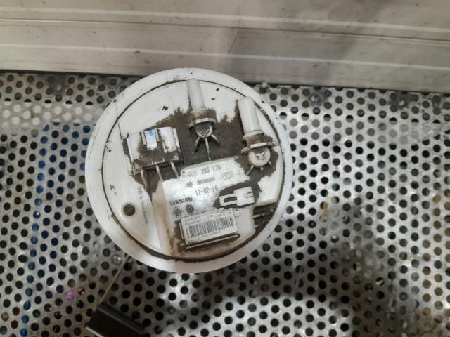 bontott RENAULT MEGANE III Üzemanyag Szivattyú