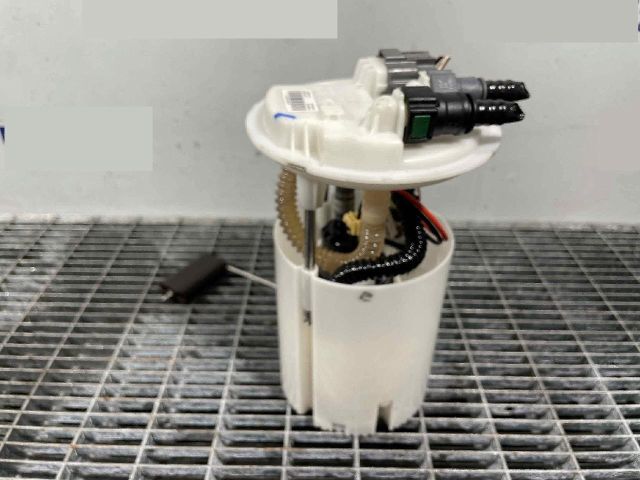 bontott RENAULT MEGANE III Üzemanyag Szivattyú