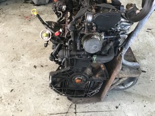 bontott RENAULT MEGANE III Motor (Fűzött blokk hengerfejjel)