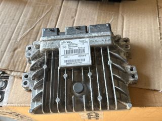 bontott RENAULT MEGANE III Motorvezérlő