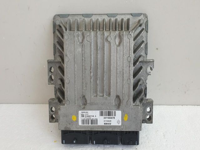 bontott RENAULT MEGANE III Motorvezérlő