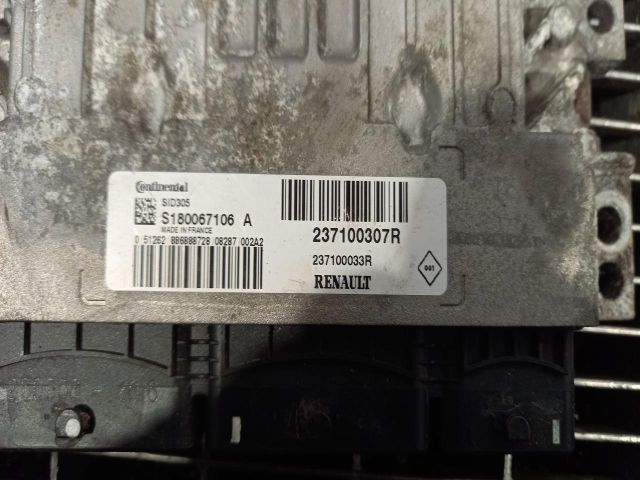 bontott RENAULT MEGANE III Motorvezérlő