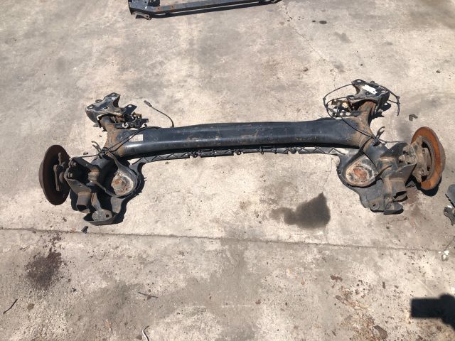 bontott RENAULT MEGANE III Hátsó Híd (Tárcsafékes)