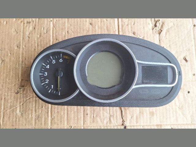 bontott RENAULT MEGANE III Kilométeróra