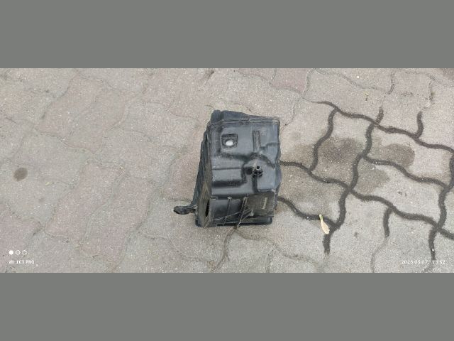 bontott RENAULT MEGANE III Légszűrő Ház