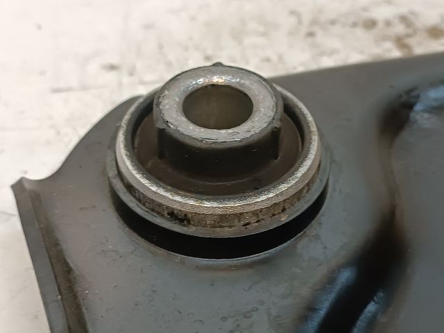 bontott RENAULT MEGANE III Bal első Lengőkar