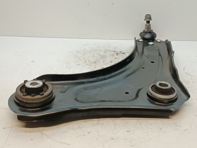 bontott RENAULT MEGANE III Bal első Lengőkar