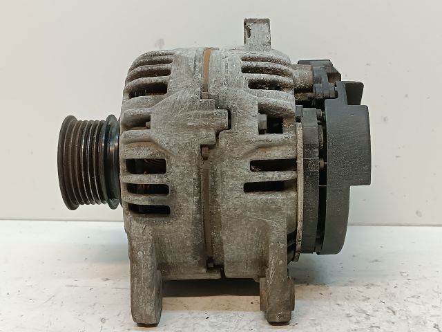 bontott RENAULT MEGANE III Generátor