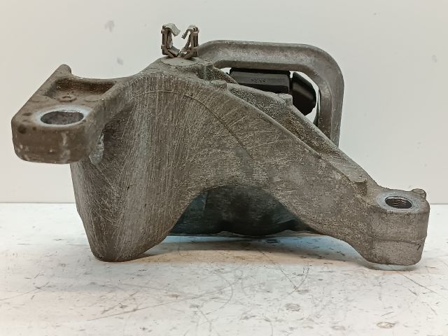 bontott RENAULT MEGANE III Motor Tartó Bak Jobb