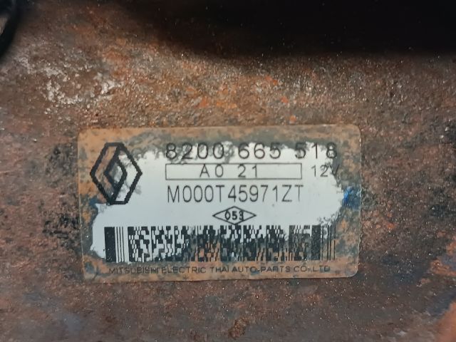 bontott RENAULT MEGANE III Önindító