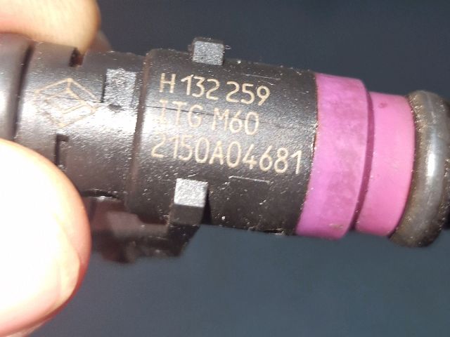 bontott RENAULT MEGANE III Porlasztó (1 db)