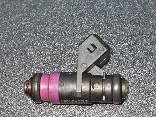 bontott RENAULT MEGANE III Porlasztó (1 db)