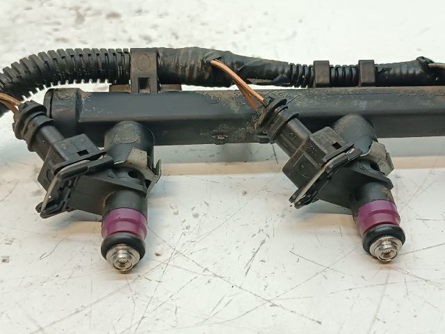 bontott RENAULT MEGANE III Porlasztó Sor / Híd