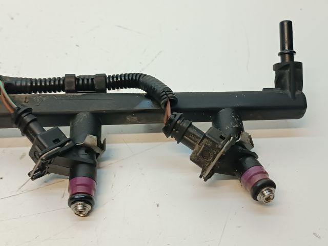 bontott RENAULT MEGANE III Porlasztó Sor / Híd