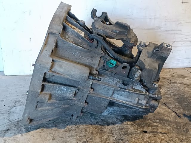 bontott RENAULT MEGANE III Váltó (Mechanikus)