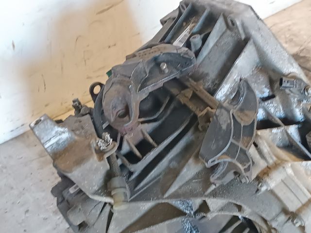 bontott RENAULT MEGANE III Váltó (Mechanikus)