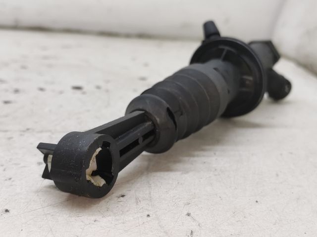 bontott RENAULT MEGANE III Kuplung Munkahenger