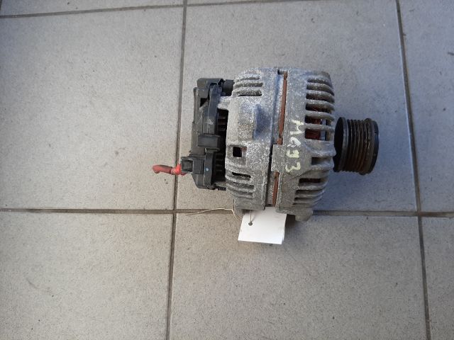 bontott RENAULT MEGANE III Generátor