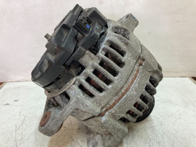 bontott RENAULT MEGANE III Generátor