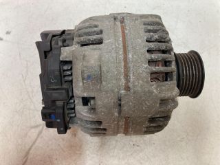 bontott RENAULT MEGANE III Generátor