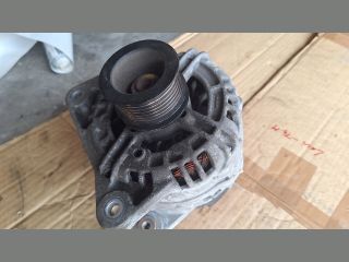 bontott RENAULT MEGANE III Generátor