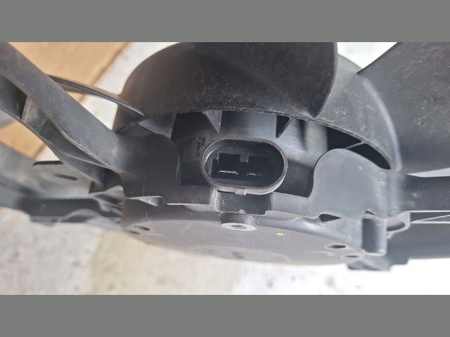 bontott RENAULT MEGANE III Hűtőventilátor