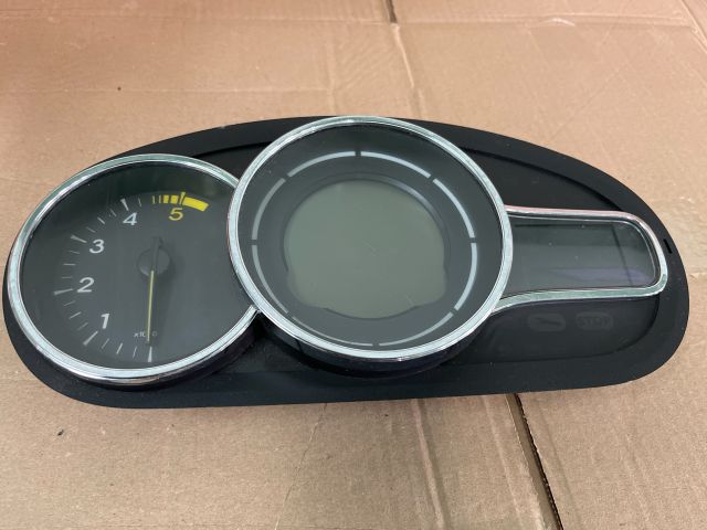 bontott RENAULT MEGANE III Kilométeróra