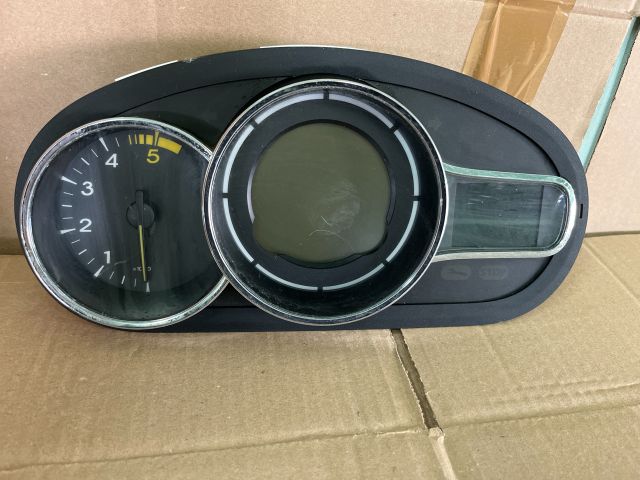 bontott RENAULT MEGANE III Kilométeróra