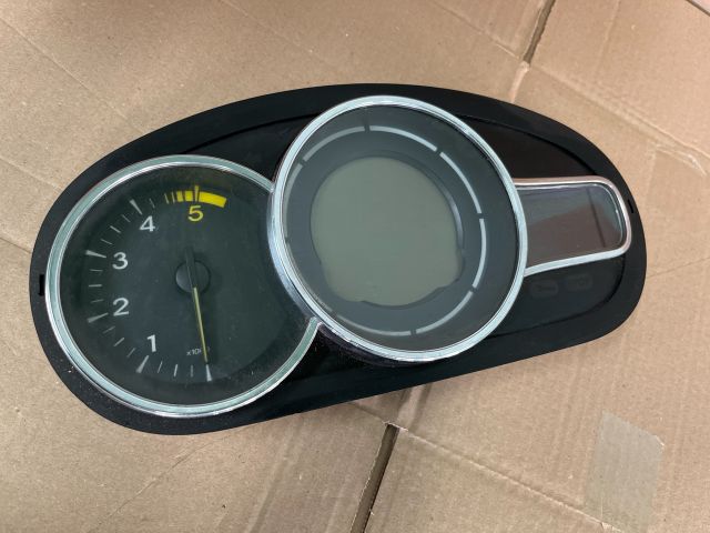 bontott RENAULT MEGANE III Kilométeróra