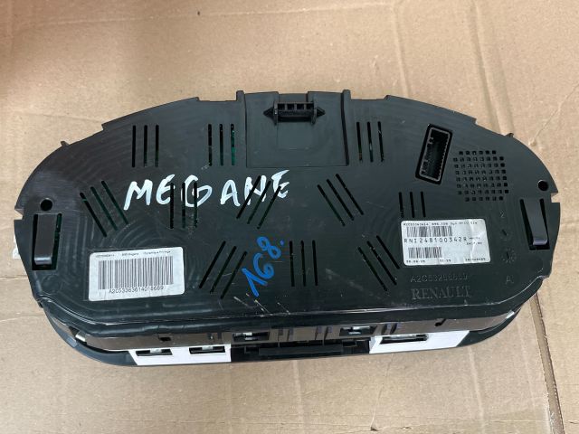 bontott RENAULT MEGANE III Kilométeróra