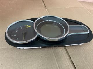 bontott RENAULT MEGANE III Kilométeróra