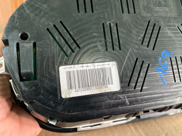 bontott RENAULT MEGANE III Kilométeróra