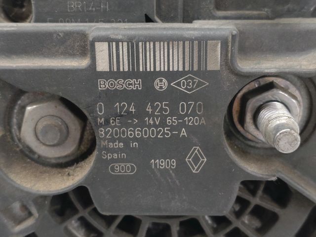 bontott RENAULT MEGANE III Generátor