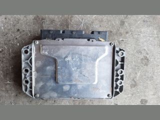 bontott RENAULT MEGANE III Motorvezérlő