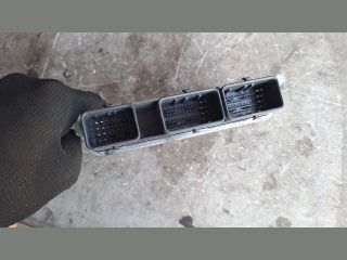 bontott RENAULT MEGANE III Motorvezérlő