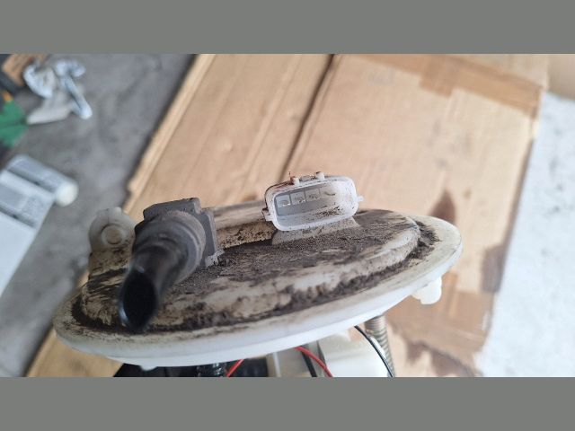 bontott RENAULT MEGANE III Üzemanyag Szivattyú