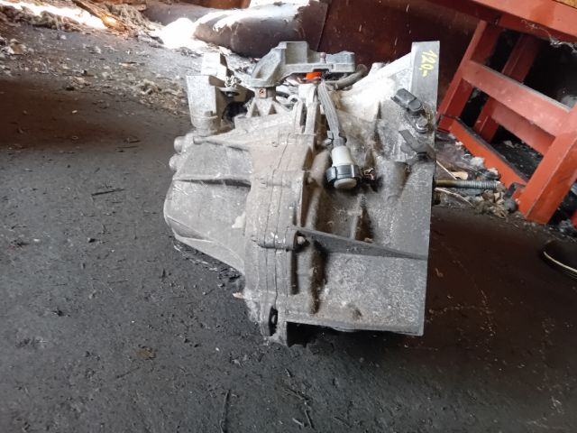 bontott RENAULT MEGANE III Váltó (Mechanikus)