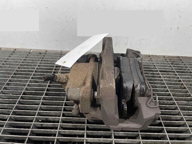 bontott RENAULT MEGANE III Bal első Féknyereg Munkahengerrel