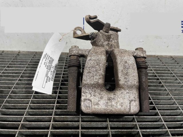 bontott RENAULT MEGANE III Bal hátsó Féknyereg Munkahengerrel