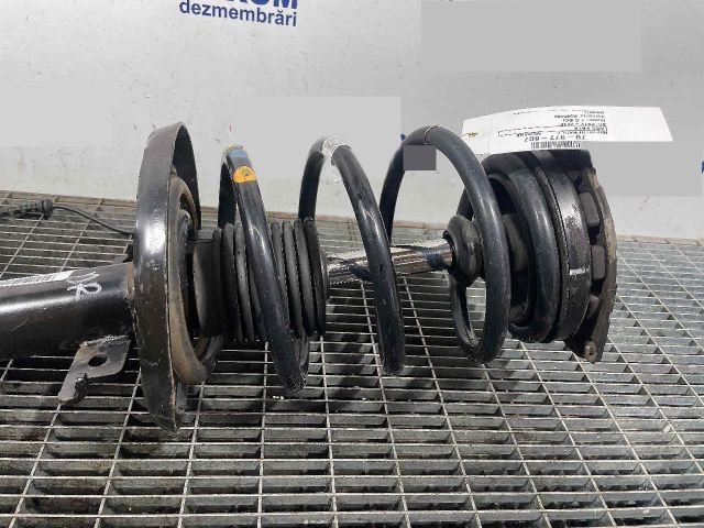 bontott RENAULT MEGANE III Első Rugó