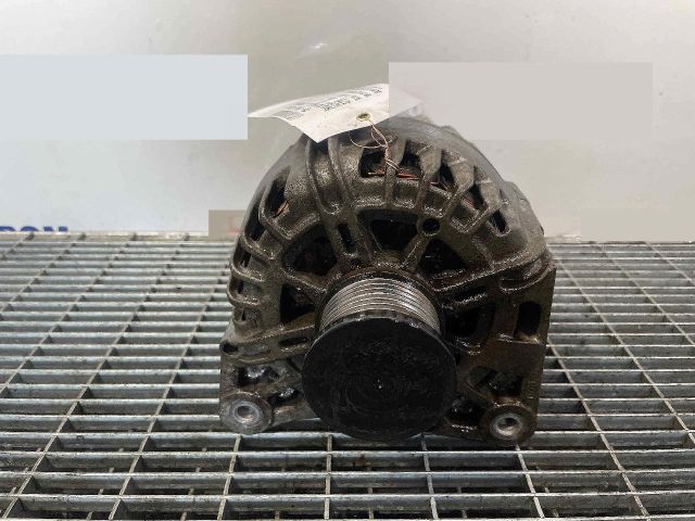 bontott RENAULT MEGANE III Generátor