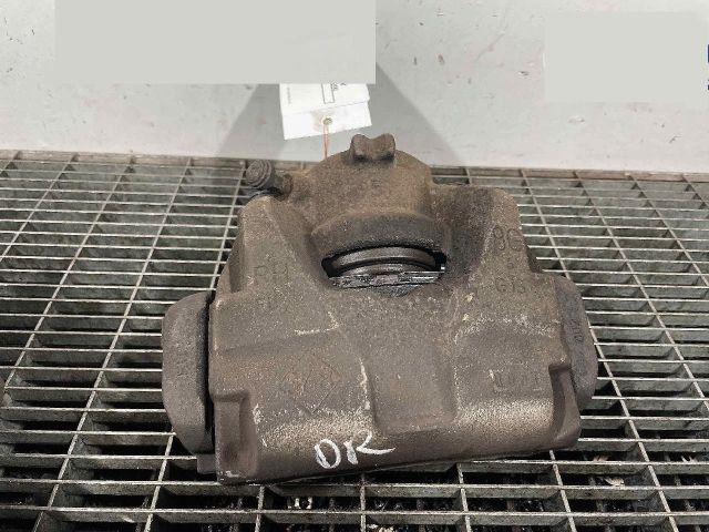 bontott RENAULT MEGANE III Jobb első Féknyereg Munkahengerrel