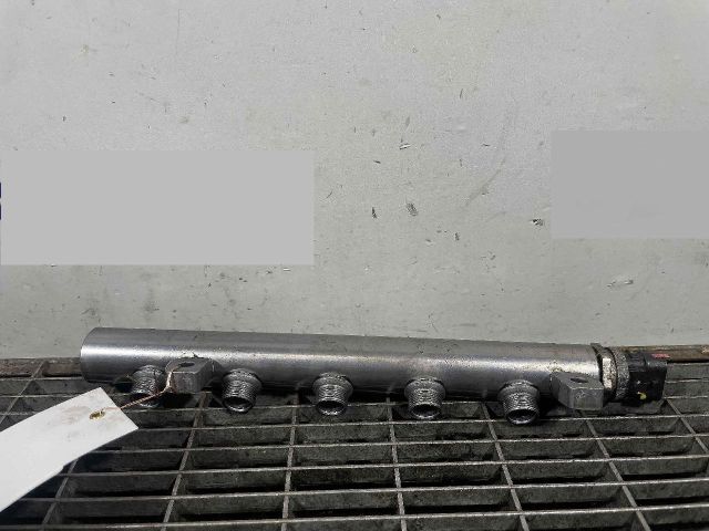 bontott RENAULT MEGANE III Közösnyomócső