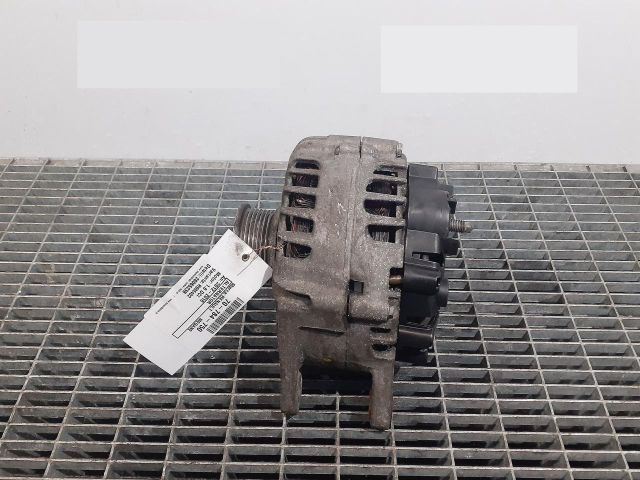 bontott RENAULT MEGANE III Generátor