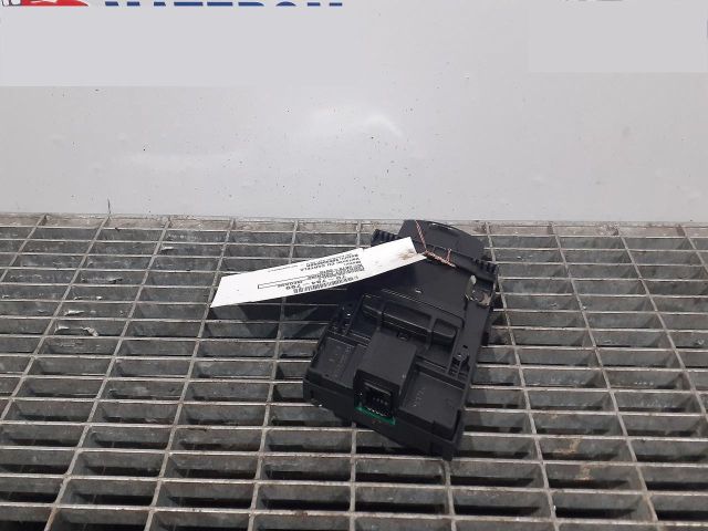 bontott RENAULT MEGANE III Gyújtáskapcsoló