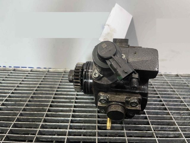 bontott RENAULT MEGANE III Nagynyomású Szivattyú