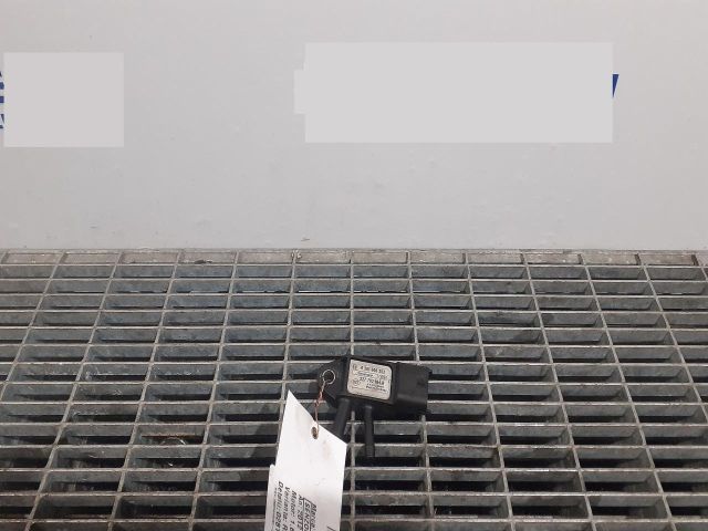 bontott RENAULT MEGANE III Részecskeszűrő Nyomásérzékelő