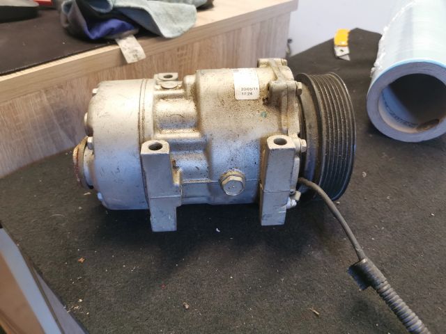 bontott RENAULT MEGANE III Klímakompresszor