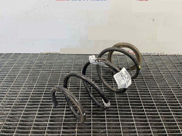 bontott RENAULT MEGANE III Első Rugó