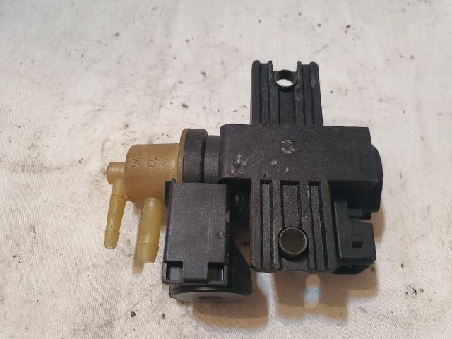 bontott RENAULT MEGANE III Turbó Vákum Szelep